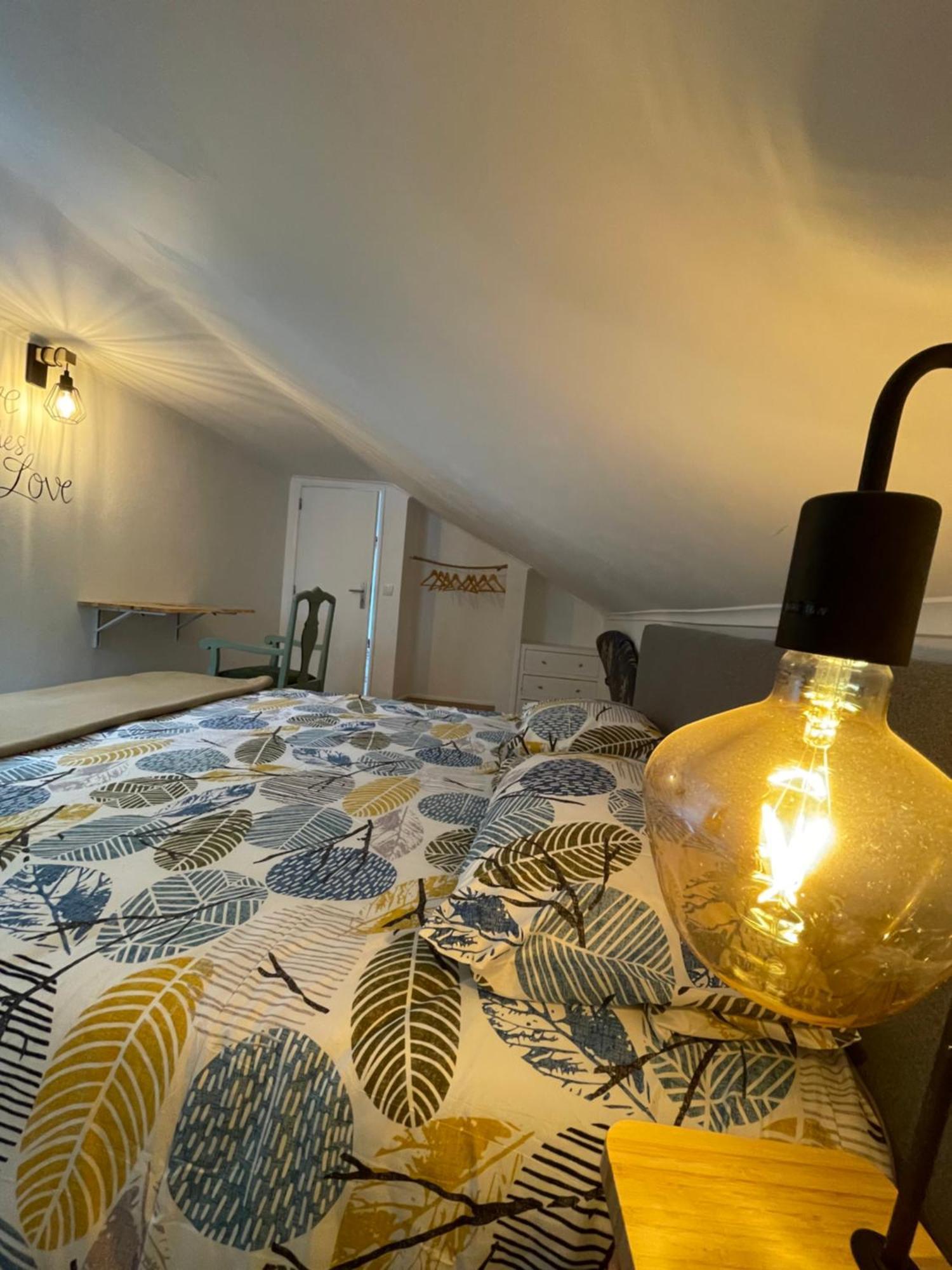 Lisbon Soul Surf Camp Vandrerhjem Cascais Eksteriør bilde